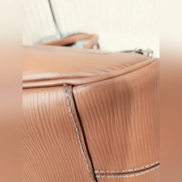 Louis Vuitton bags - Picture 11 of 16